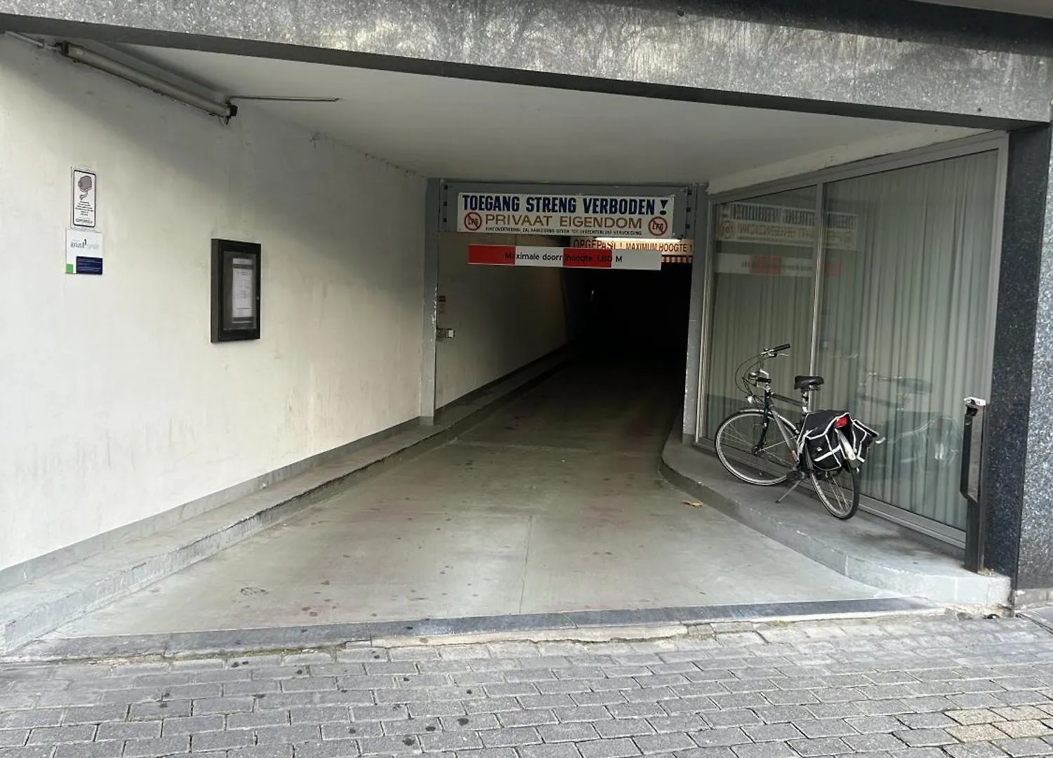 Ostend Center Luxury Top Floor Apartment With Free Parking 0*,
